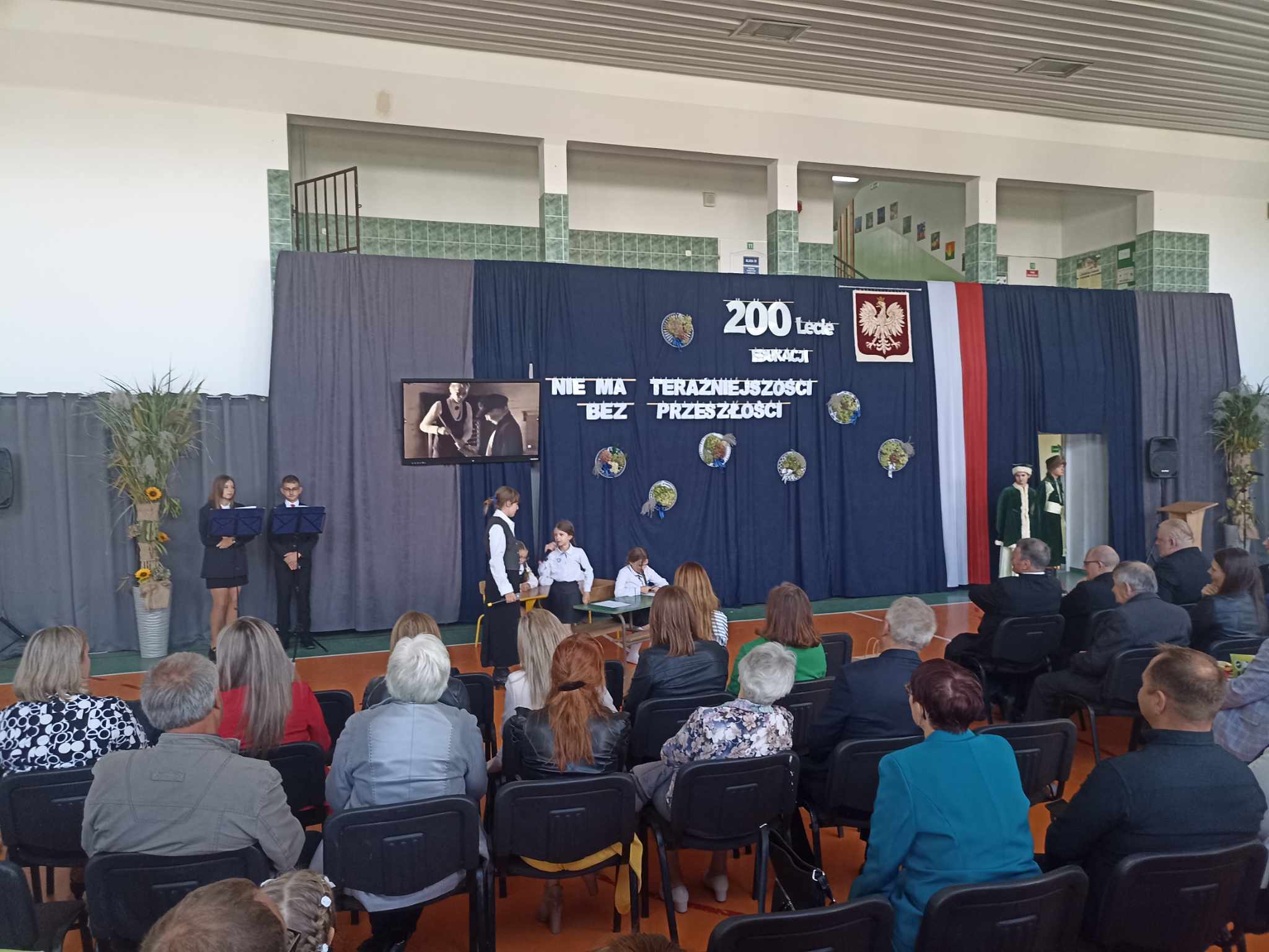 List gratulacyjny z okazji  200 - lecia  edukacji w Odrzechowej