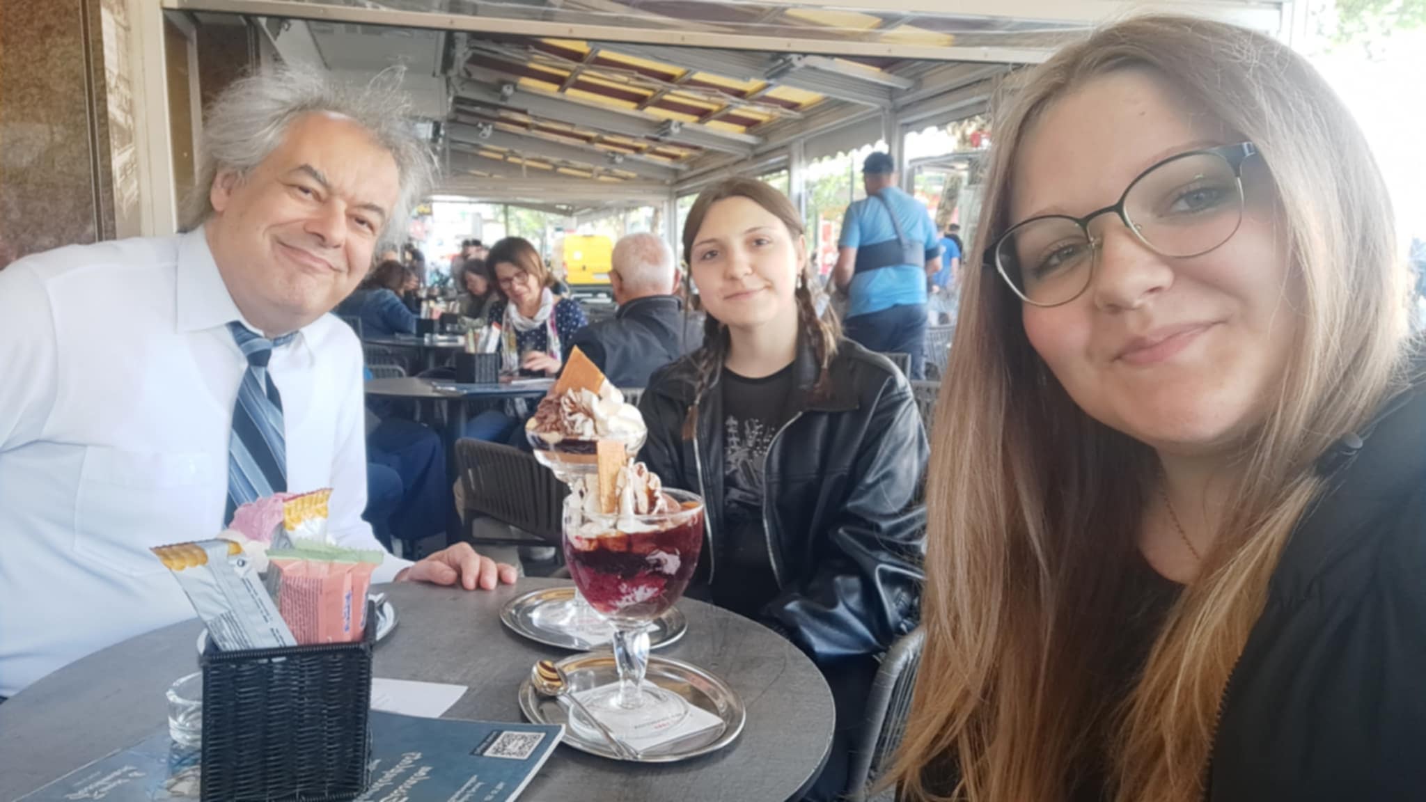 Uczniowie technikum żywienia i usług gastronomicznych  na praktyce w Austrii