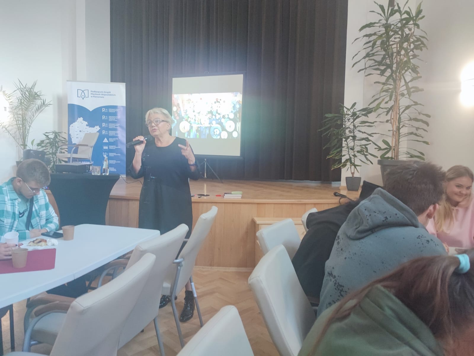 Wolontariat ZSCKR w Nowosielcach - zdjęcie